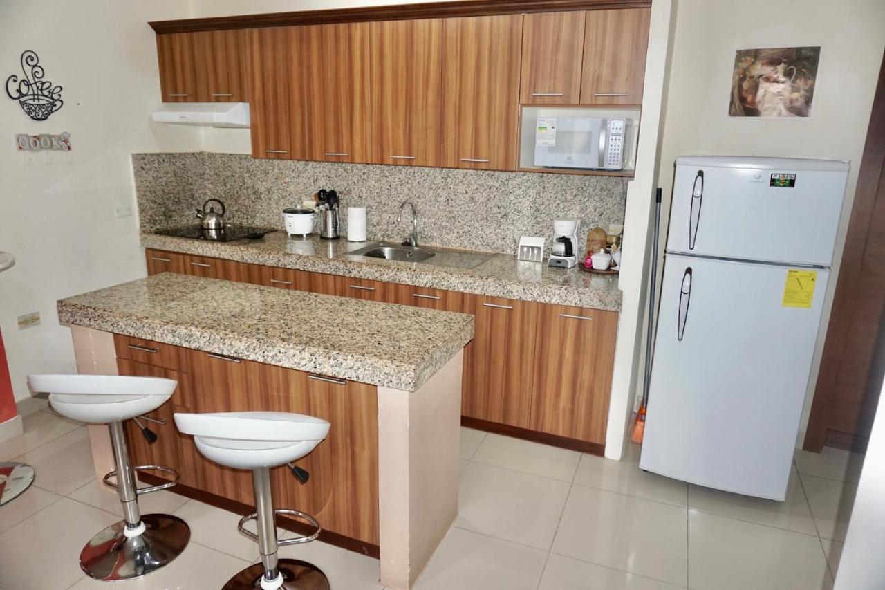 Garzota Suites Airport グアヤキル エクステリア 写真